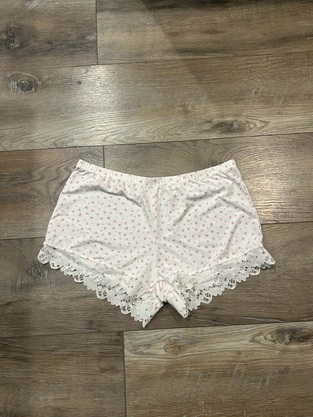 Jessica Simpson Women's White Floral Lace Trim Pajama Shorts
